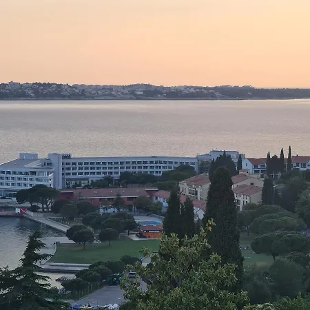 Bella Vista