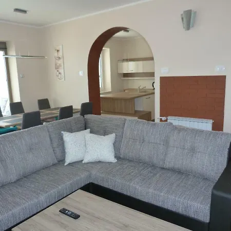 Bella Vista * Pirano